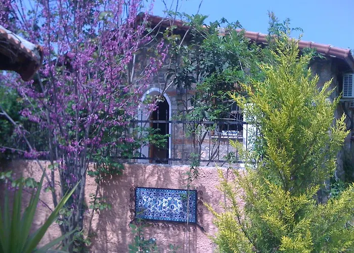 Fig Garden Cottages